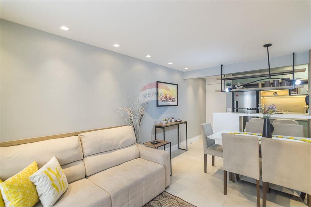  - Apartamento com acabamento de alto padrão de 73 m², no Condomínio Park Club, 3 Dormitórios / 1 Suíte, Varanda envidraçada e 1 vaga de garagem