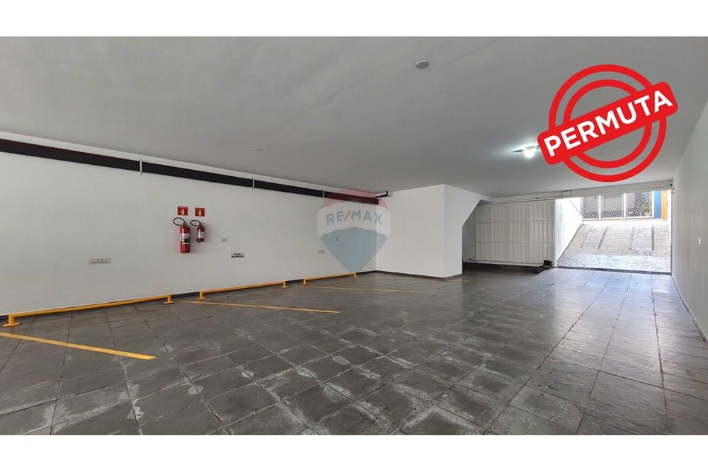  - Prédio Comercial com área construída de 665,80 m², ACEITA PERMUTA DE IMOVEL DE MENOS VALOR