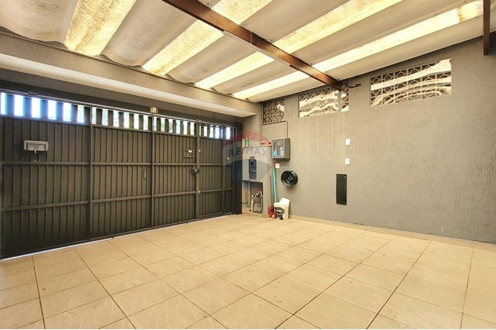  - Sobrado à venda em São Bernardo do Campo, Rudge Ramos, com 3 quartos, 142m²