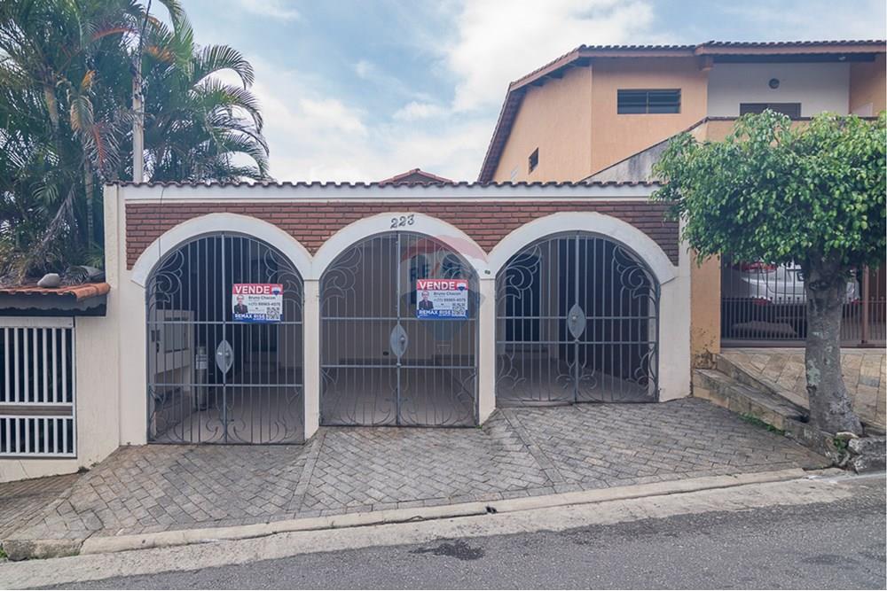 Casa à venda com 3 quartos, 188.05m² - Demarchi,São Bernardo do Campo 